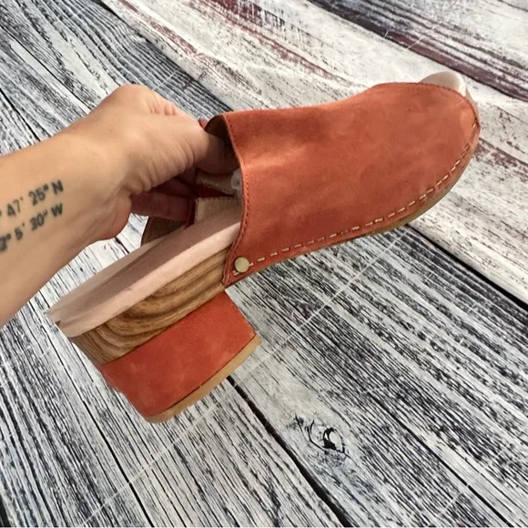 Dansko Sandals Maci Rust Coral Nubuck Leather Slip On Shoes Women - Picture 5 of 12